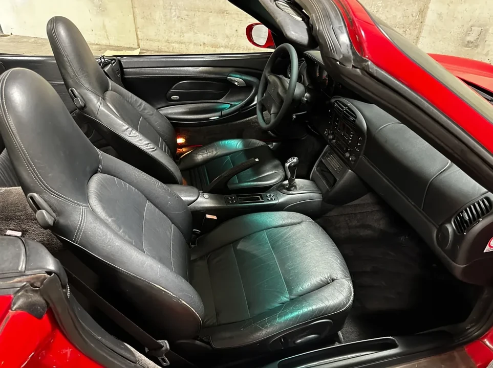 2000 Porsche 996 Carrera 4 - Image 30 of 30