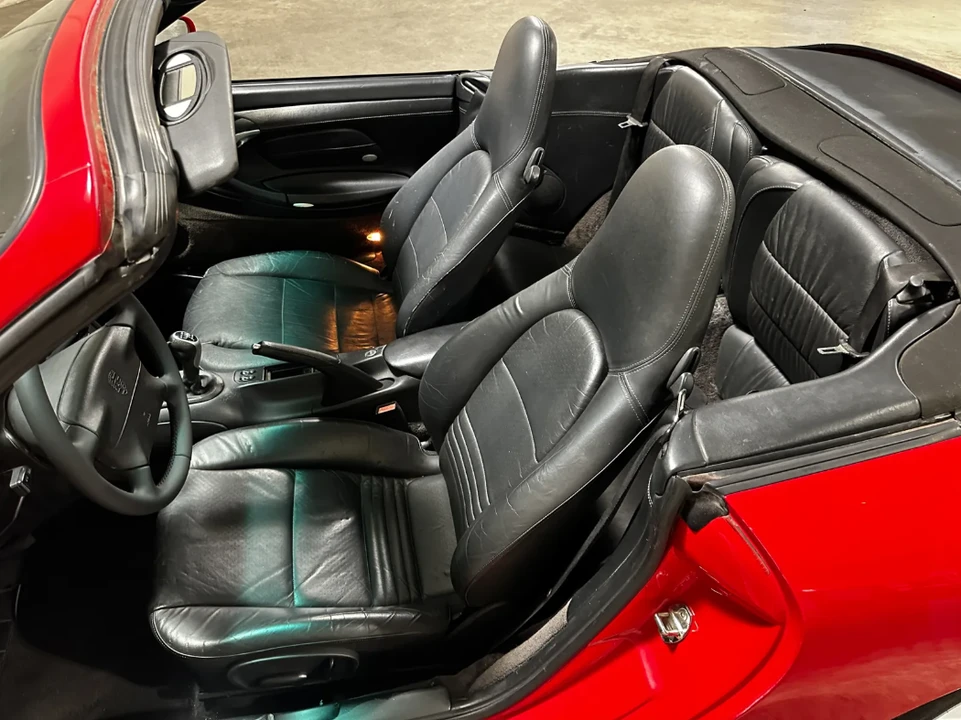 2000 Porsche 996 Carrera 4 - Image 28 of 30