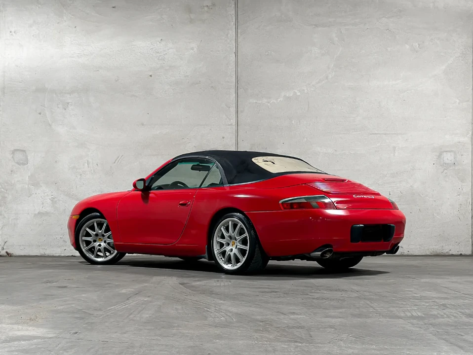 2000 Porsche 996 Carrera 4 - Image 12 of 30
