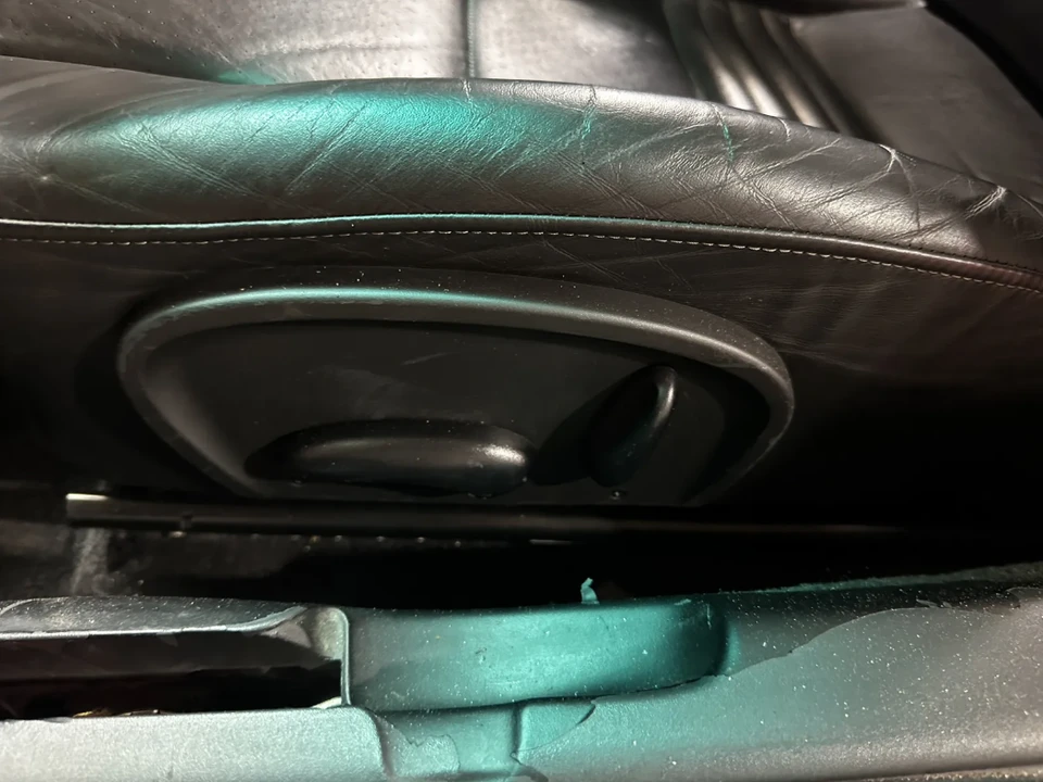 2000 Porsche 996 Carrera 4 - Image 20 of 30