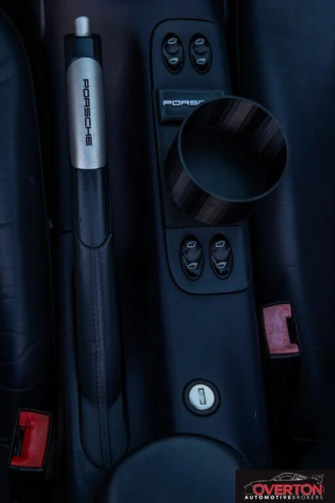 2000 Porsche 996 Carrera 4 - Image 23 of 31