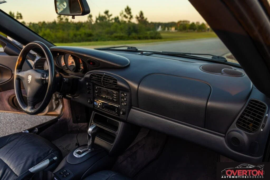 2000 Porsche 996 Carrera 4 - Image 22 of 31