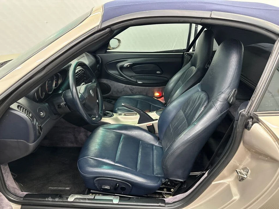 2000 Porsche 996 Carrera - Image 9 of 22