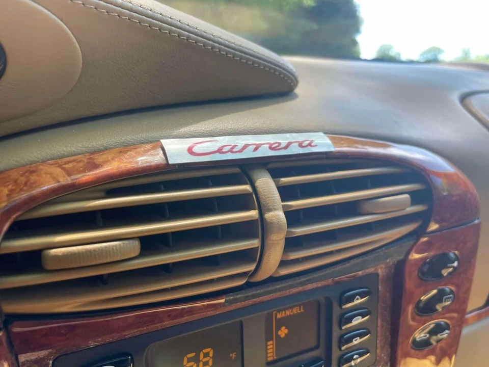 2000 Porsche 996 Carrera 4 - Image 28 of 31
