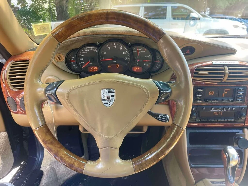 2000 Porsche 996 Carrera 4 - Image 22 of 31