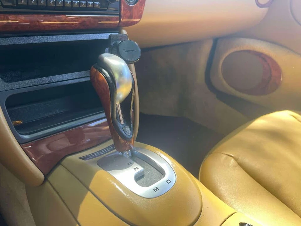 2000 Porsche 996 Carrera 4 - Image 25 of 31