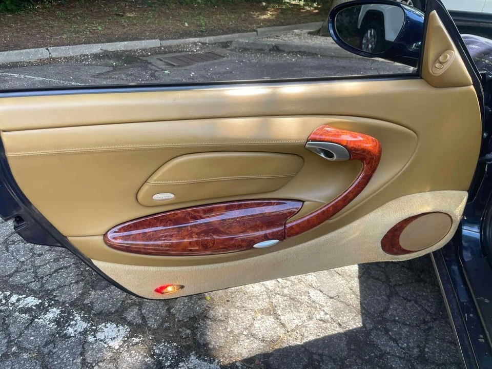 2000 Porsche 996 Carrera 4 - Image 12 of 31