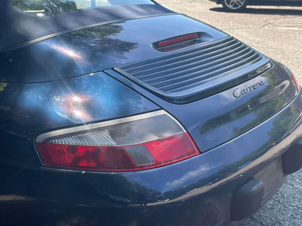 2000 Porsche 996 Carrera 4 - Image 11 of 31