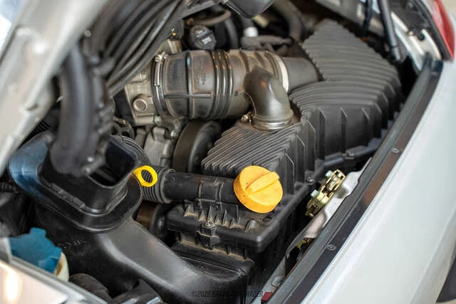 2000 Porsche 996 Carrera 4 - Image 28 of 31