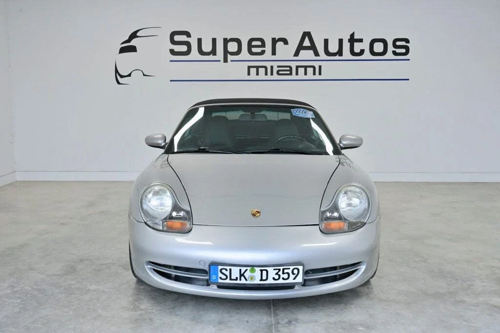 2000 Porsche 996 Carrera 4 - Image 8 of 31