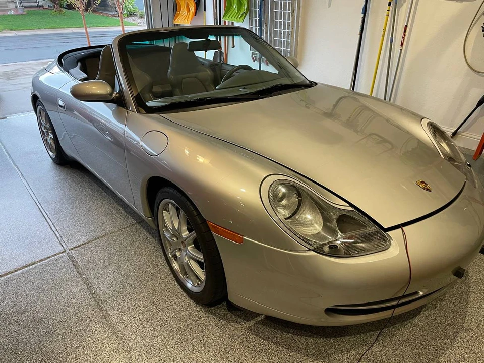 2000 Porsche 996 Carrera 4 - Image 4 of 4