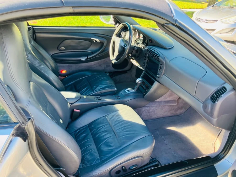2000 Porsche 996 Carrera 4 - Image 8 of 10