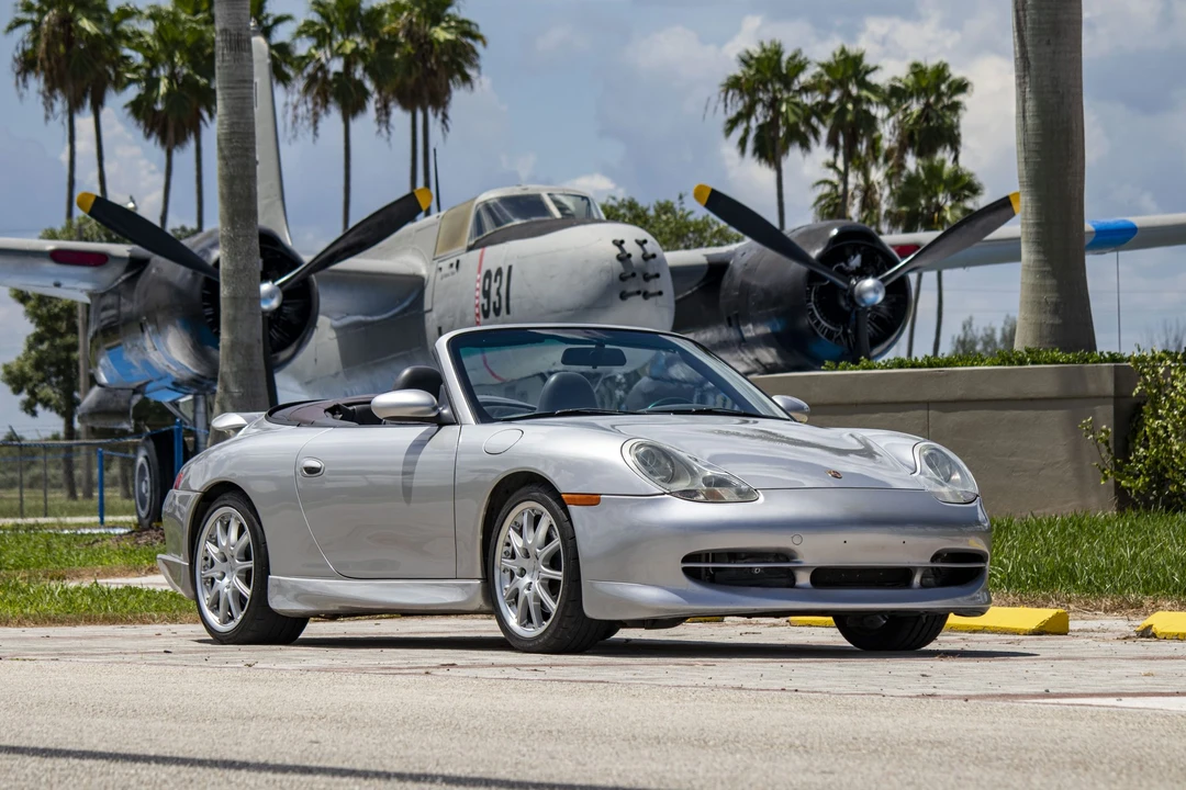 2000 Porsche 996 Carrera - Image 2 of 31