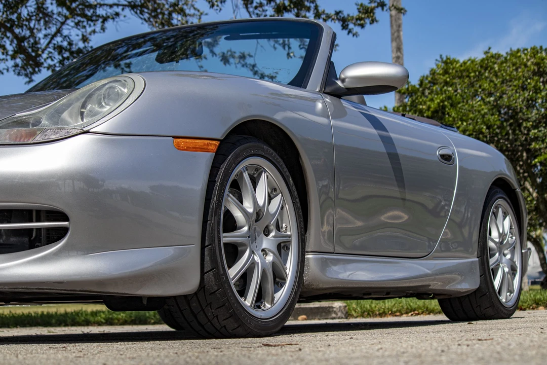 2000 Porsche 996 Carrera - Image 30 of 31