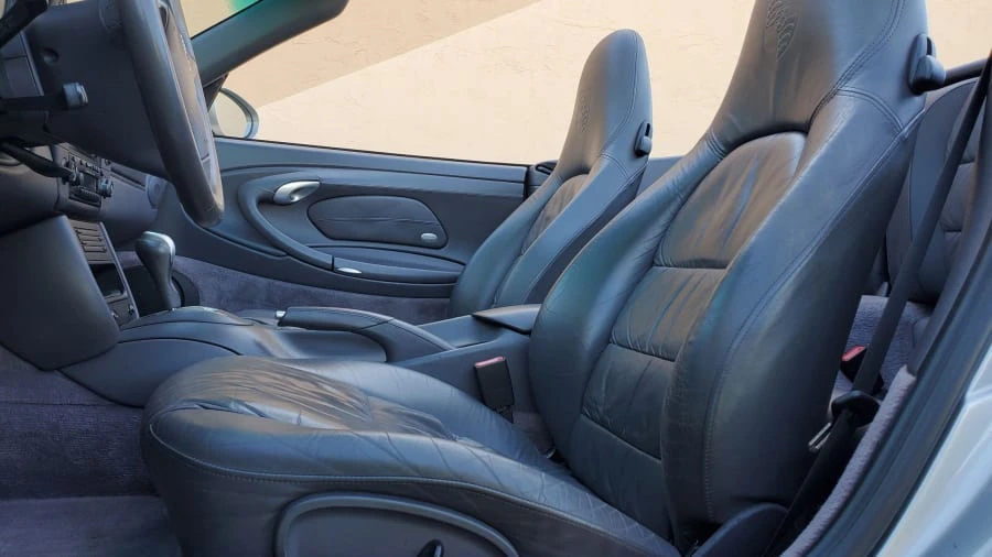 2000 Porsche 996 Carrera 4 - Image 4 of 15