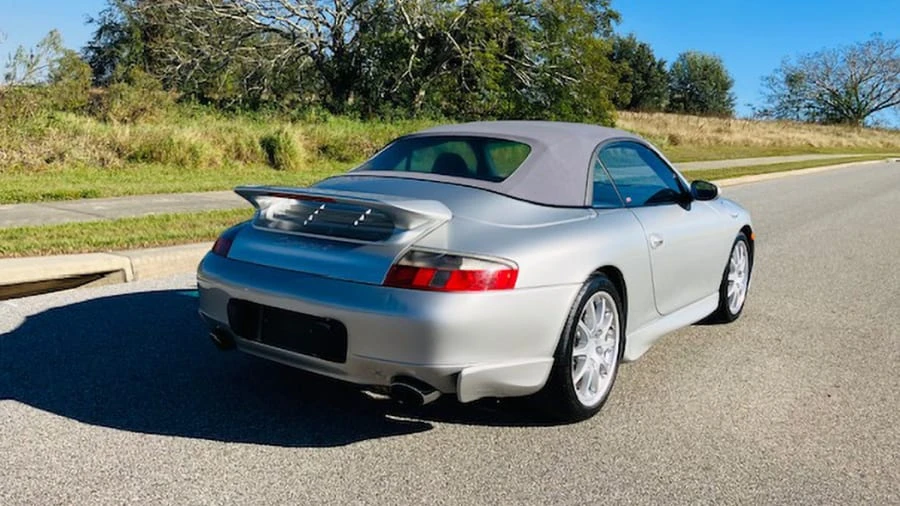2000 Porsche 996 Carrera 4 - Image 3 of 9