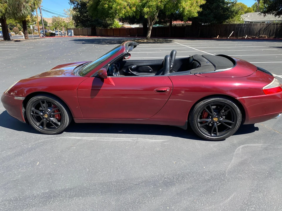 2000 Porsche 996 Carrera 4 - Image 7 of 31