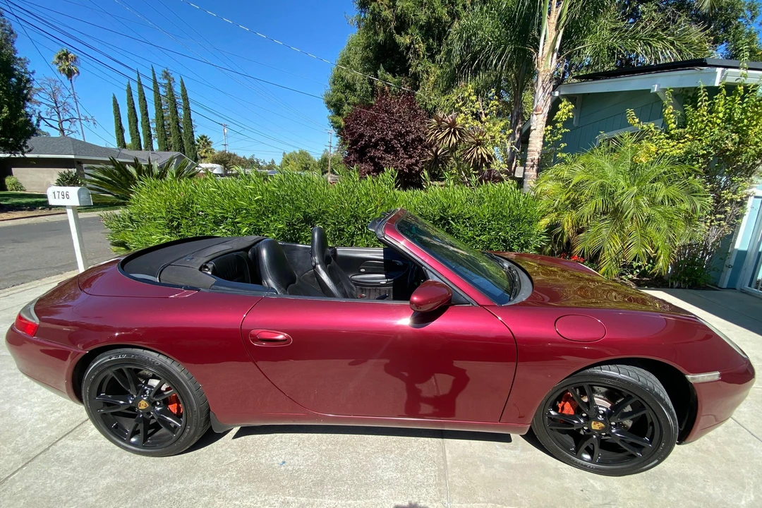 2000 Porsche 996 Carrera 4 - Image 10 of 31
