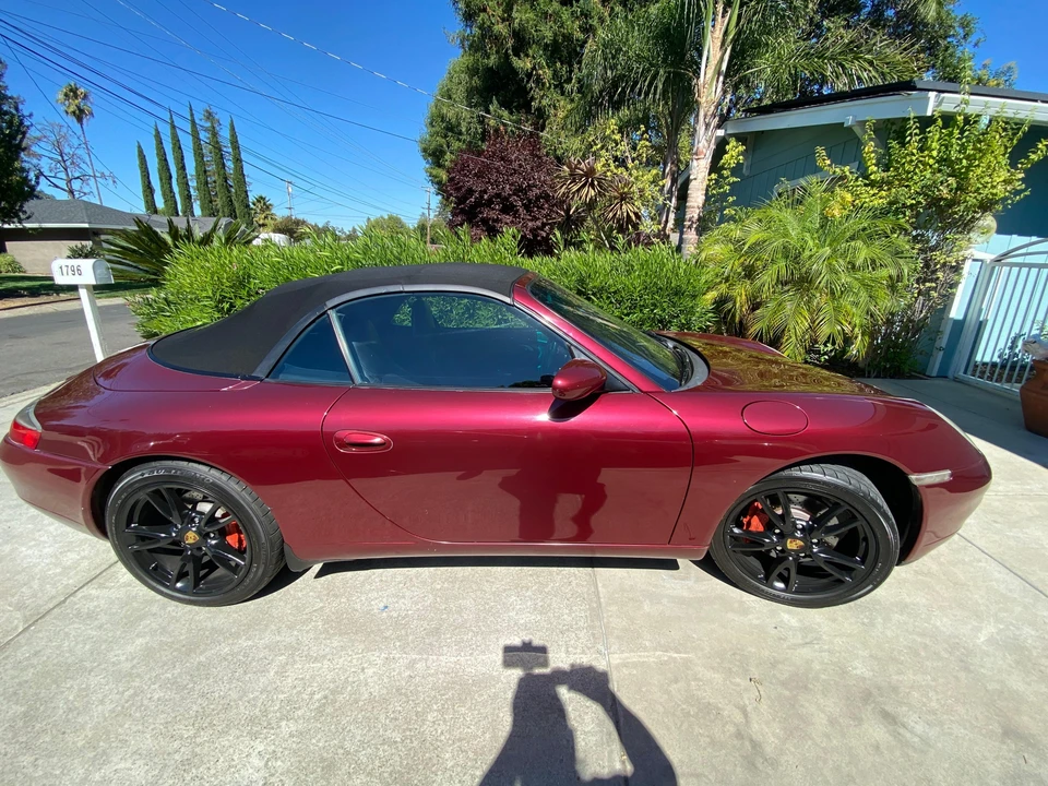 2000 Porsche 996 Carrera 4 - Image 20 of 31