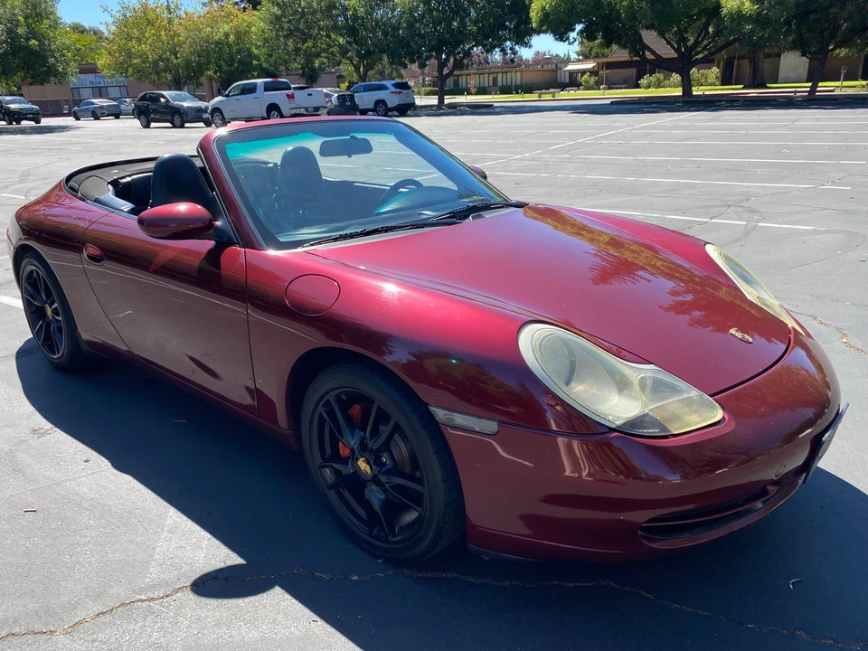2000 Porsche 996 Carrera 4 - Image 12 of 31