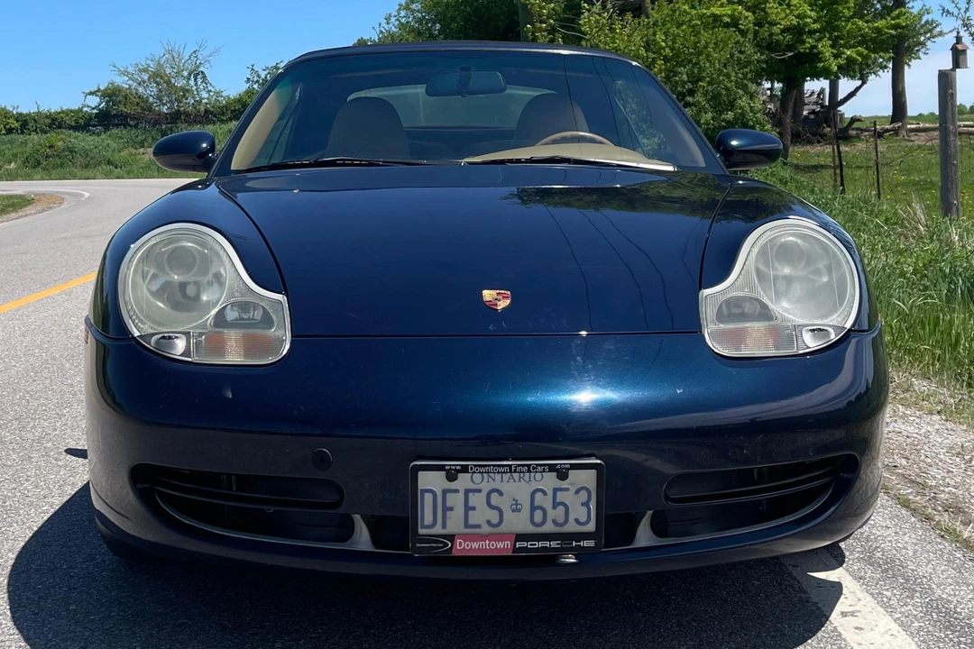 2000 Porsche 996 Carrera 4 - Image 2 of 31