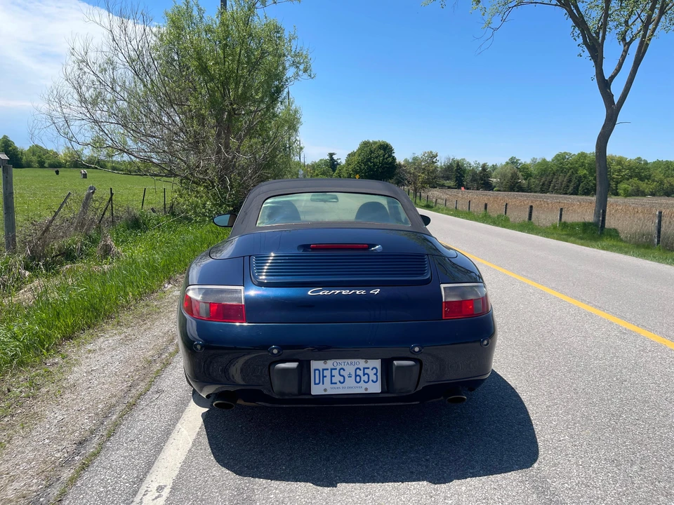 2000 Porsche 996 Carrera 4 - Image 11 of 31