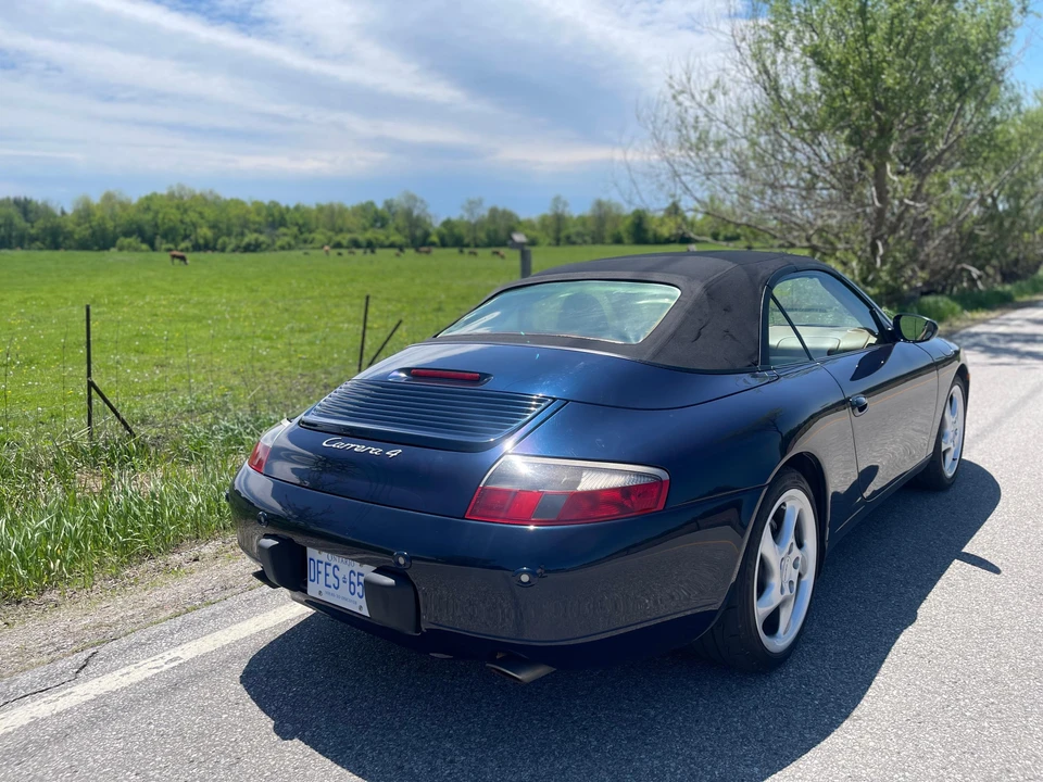 2000 Porsche 996 Carrera 4 - Image 12 of 31