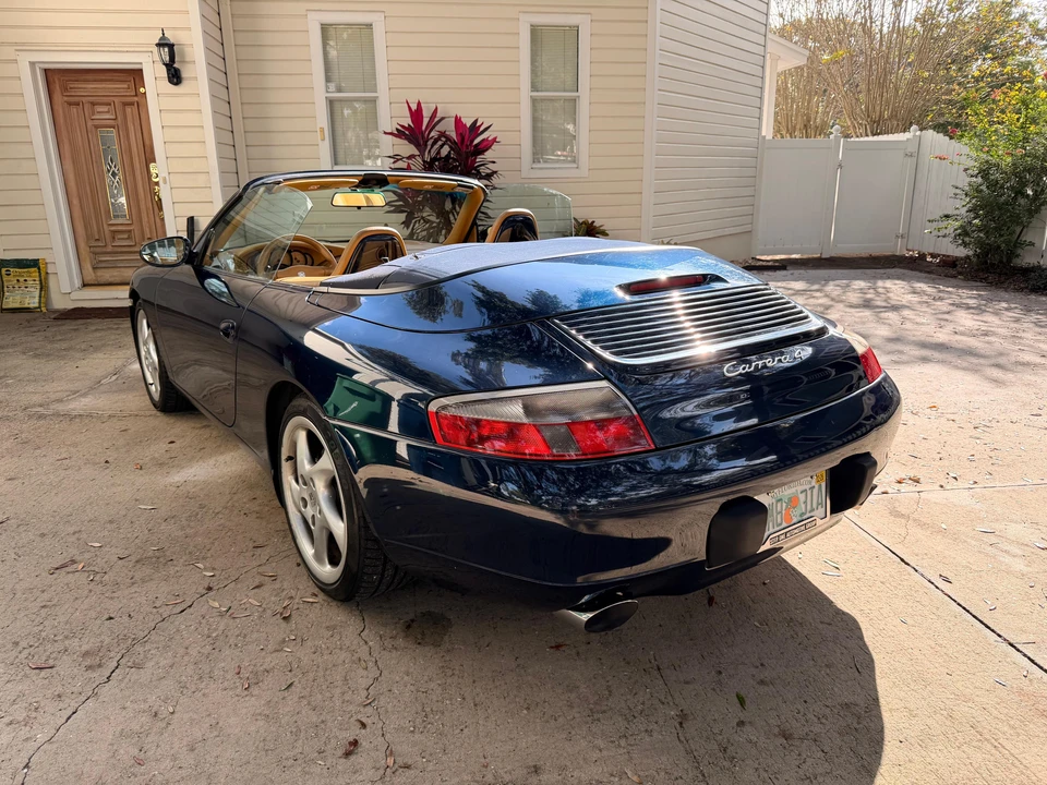 2000 Porsche 996 Carrera 4 - Image 15 of 31