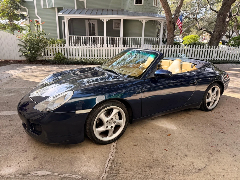 2000 Porsche 996 Carrera 4 - Image 11 of 31