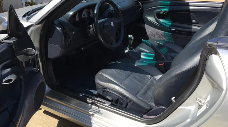 2000 Porsche 996 Carrera 4 - Image 4 of 11