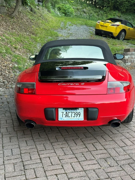 2000 Porsche 996 Carrera 4 - Image 17 of 31
