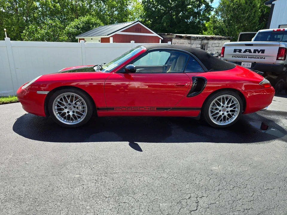 2000 Porsche 996 Carrera 4 - Image 13 of 31