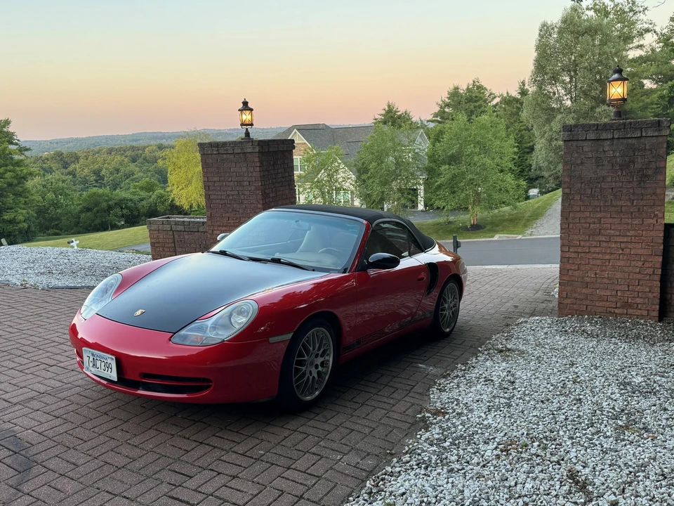 2000 Porsche 996 Carrera 4 - Image 11 of 31