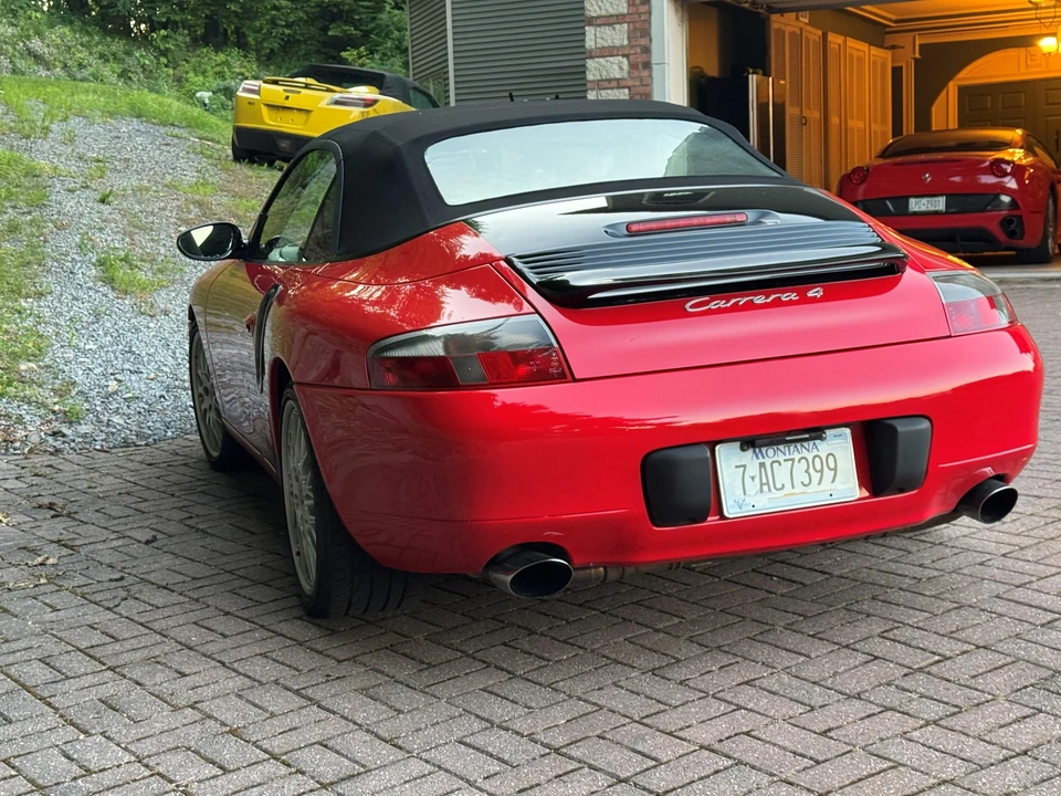2000 Porsche 996 Carrera 4 - Image 16 of 31