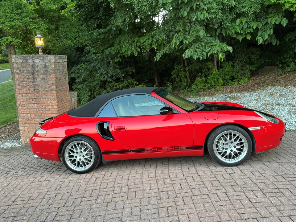 2000 Porsche 996 Carrera 4 - Image 20 of 31