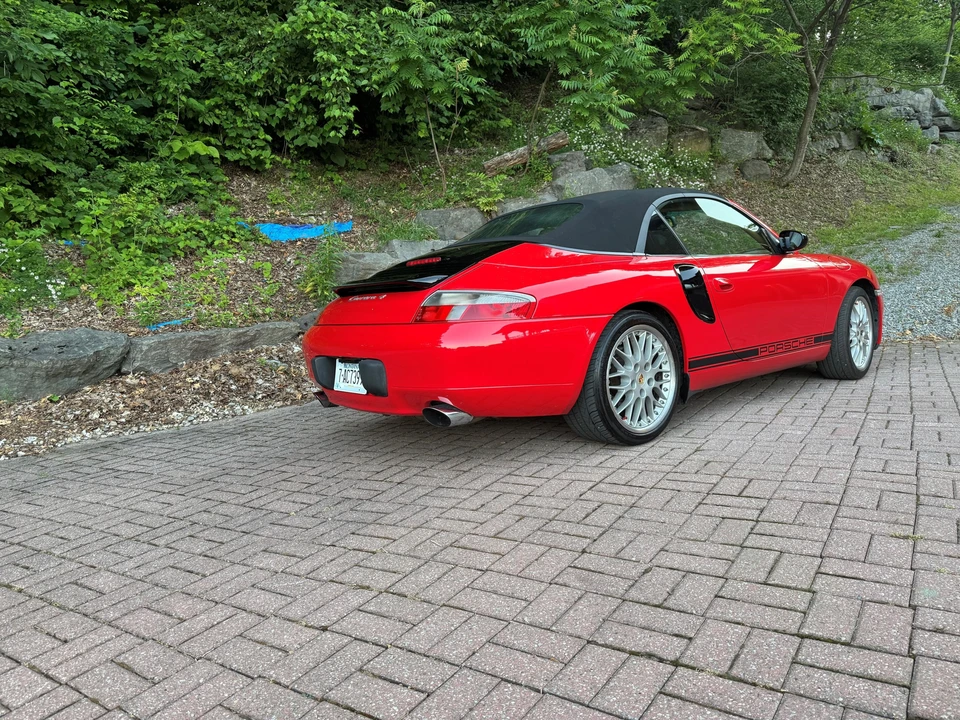 2000 Porsche 996 Carrera 4 - Image 18 of 31
