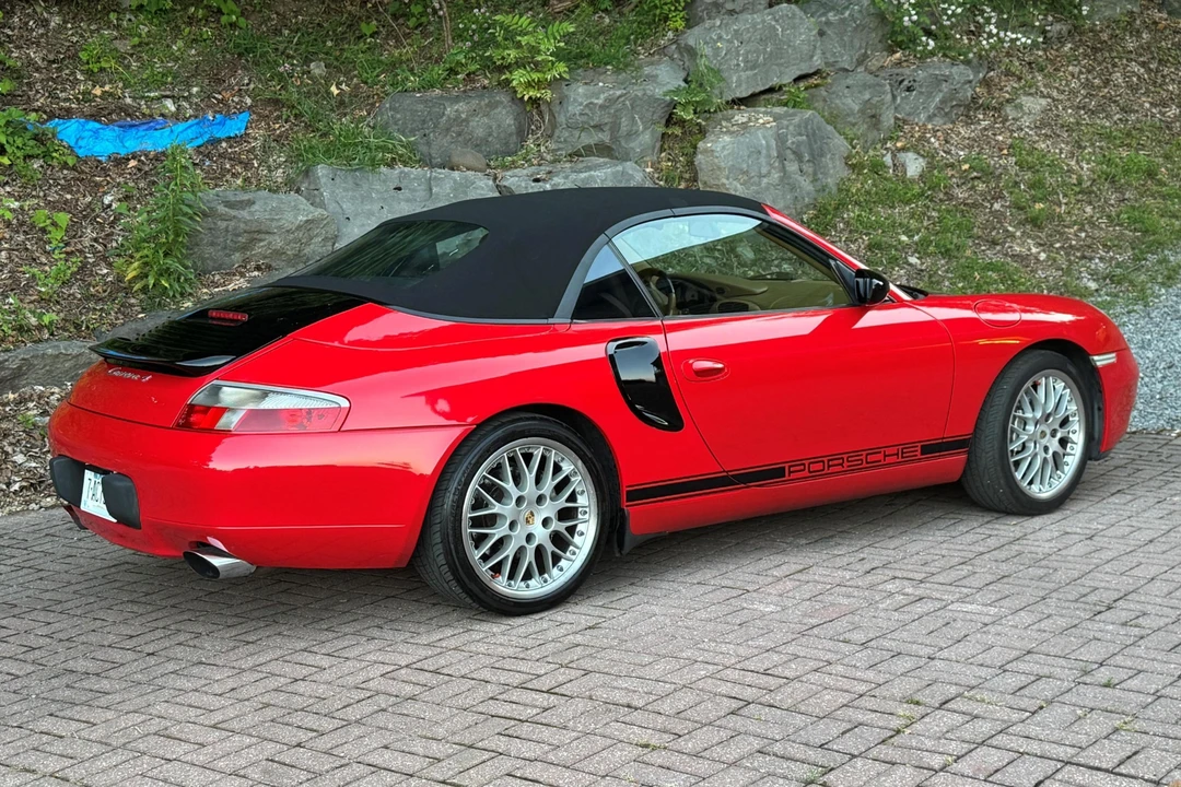 2000 Porsche 996 Carrera 4 - Image 4 of 31