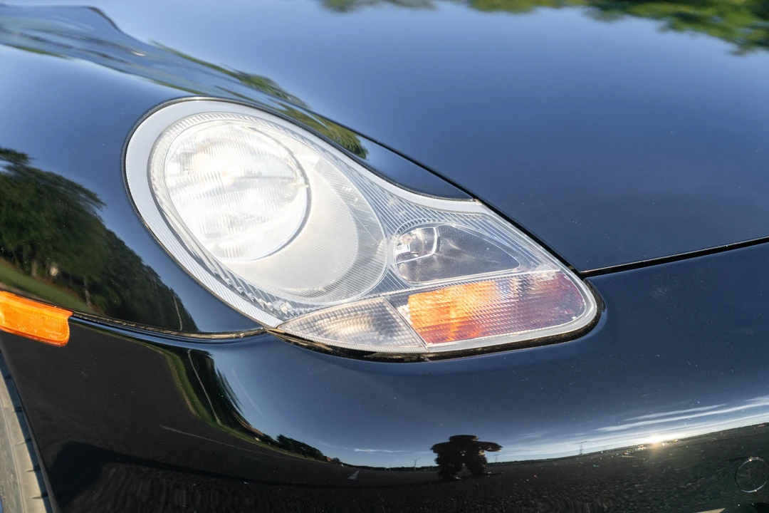 2000 Porsche 996 Carrera 4 - Image 21 of 31