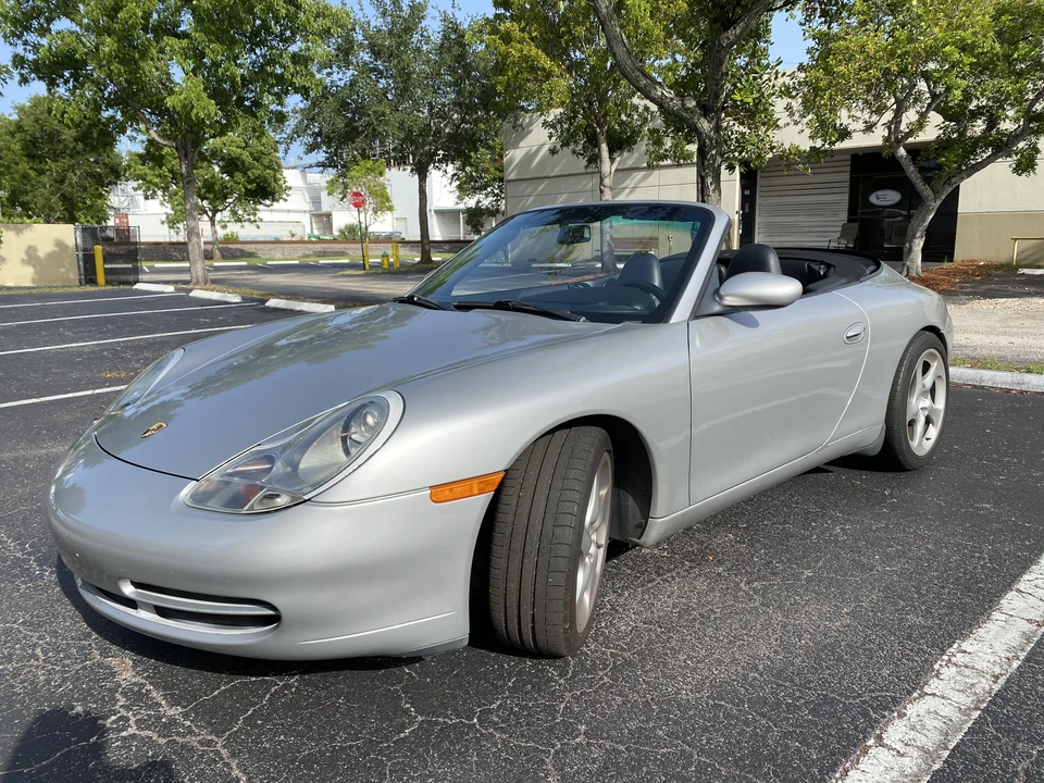 2000 Porsche 996 Carrera - Image 9 of 31