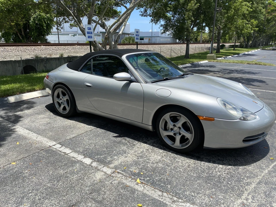 2000 Porsche 996 Carrera - Image 29 of 31