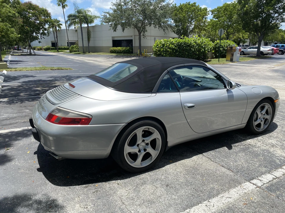 2000 Porsche 996 Carrera - Image 23 of 31
