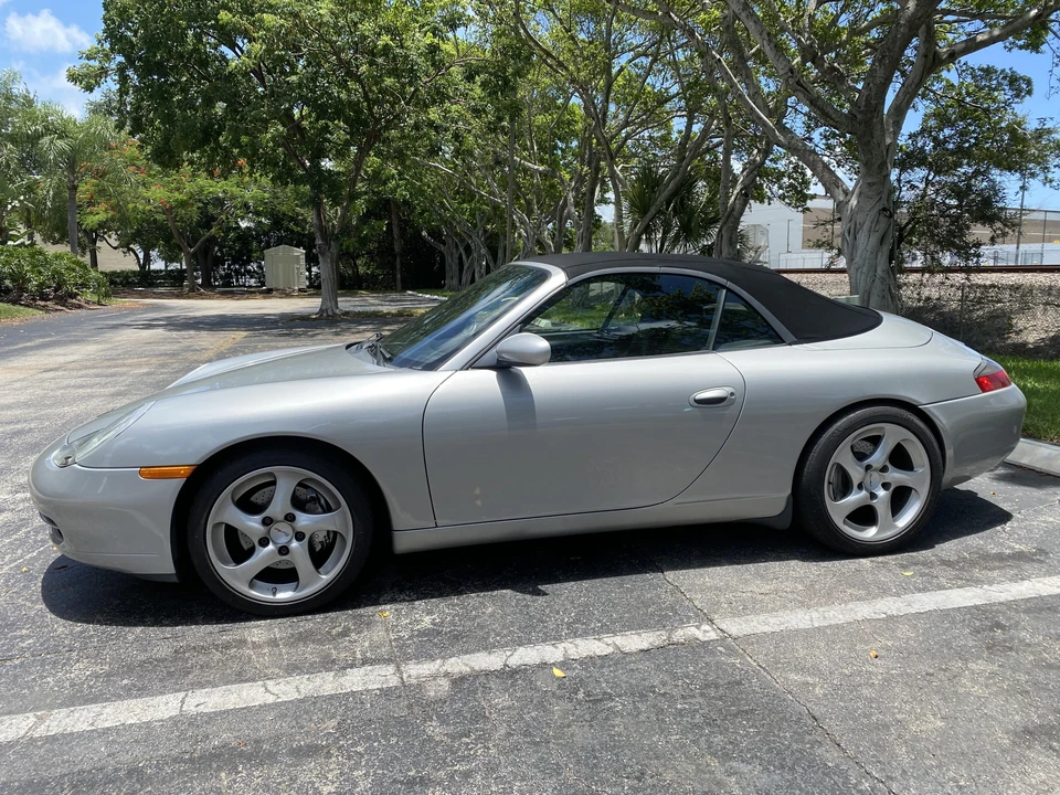 2000 Porsche 996 Carrera - Image 12 of 31