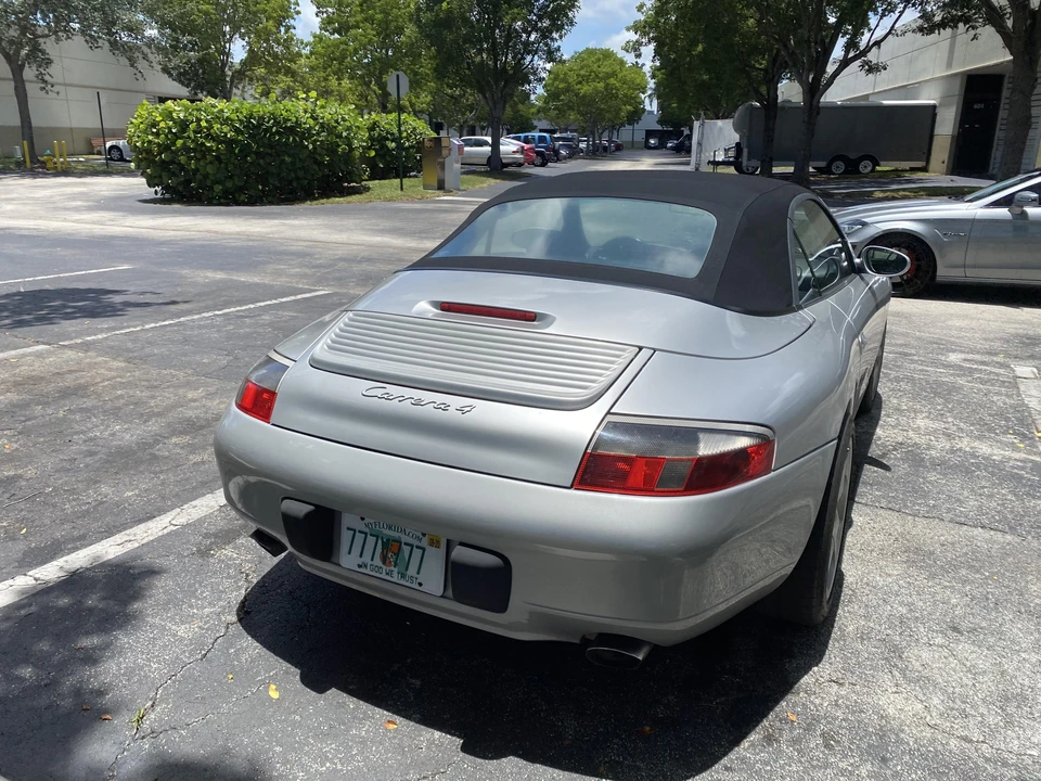 2000 Porsche 996 Carrera - Image 21 of 31