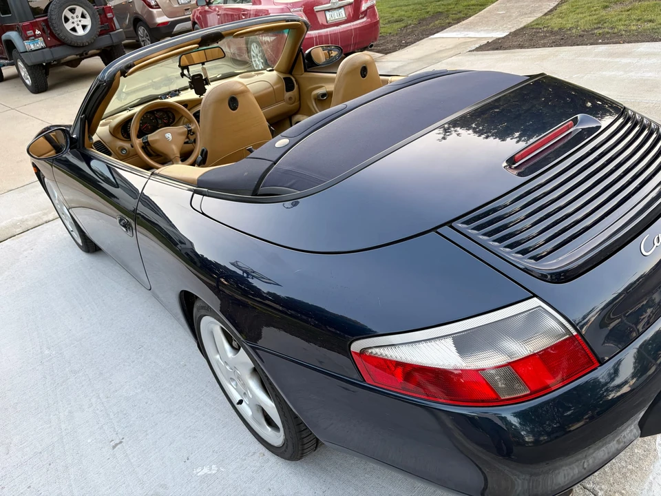 2000 Porsche 996 Carrera 4 - Image 16 of 31