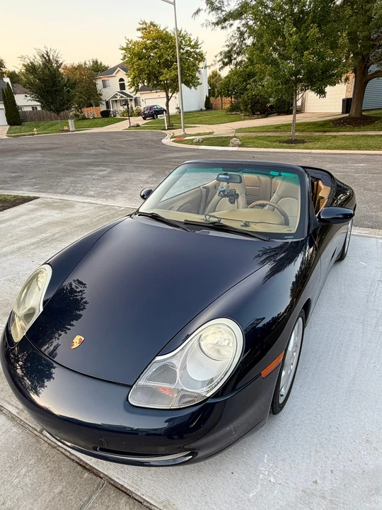 2000 Porsche 996 Carrera 4 - Image 2 of 31