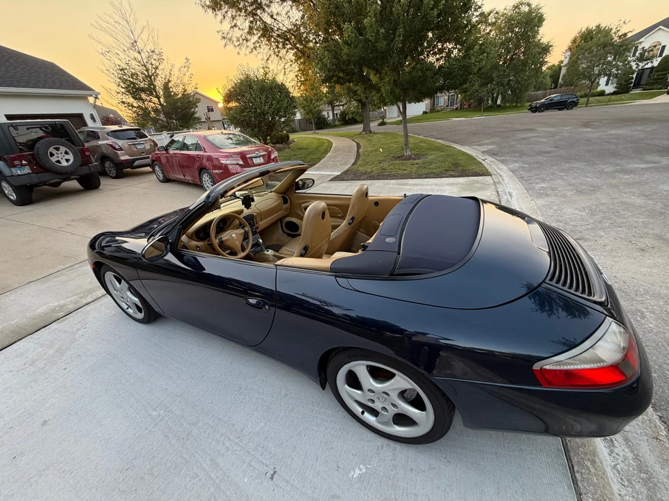 2000 Porsche 996 Carrera 4 - Image 6 of 31