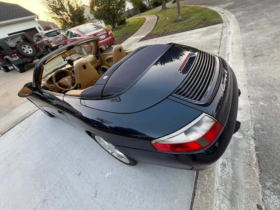 2000 Porsche 996 Carrera 4 - Image 7 of 31