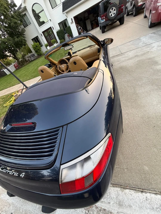 2000 Porsche 996 Carrera 4 - Image 19 of 31