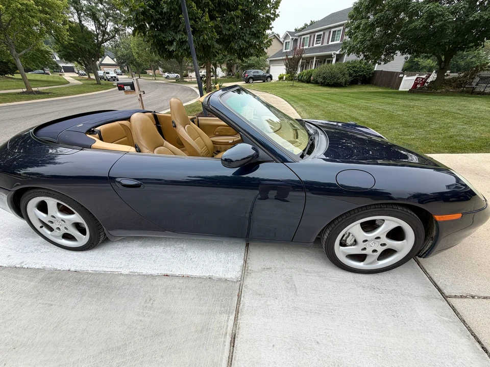 2000 Porsche 996 Carrera 4 - Image 23 of 31