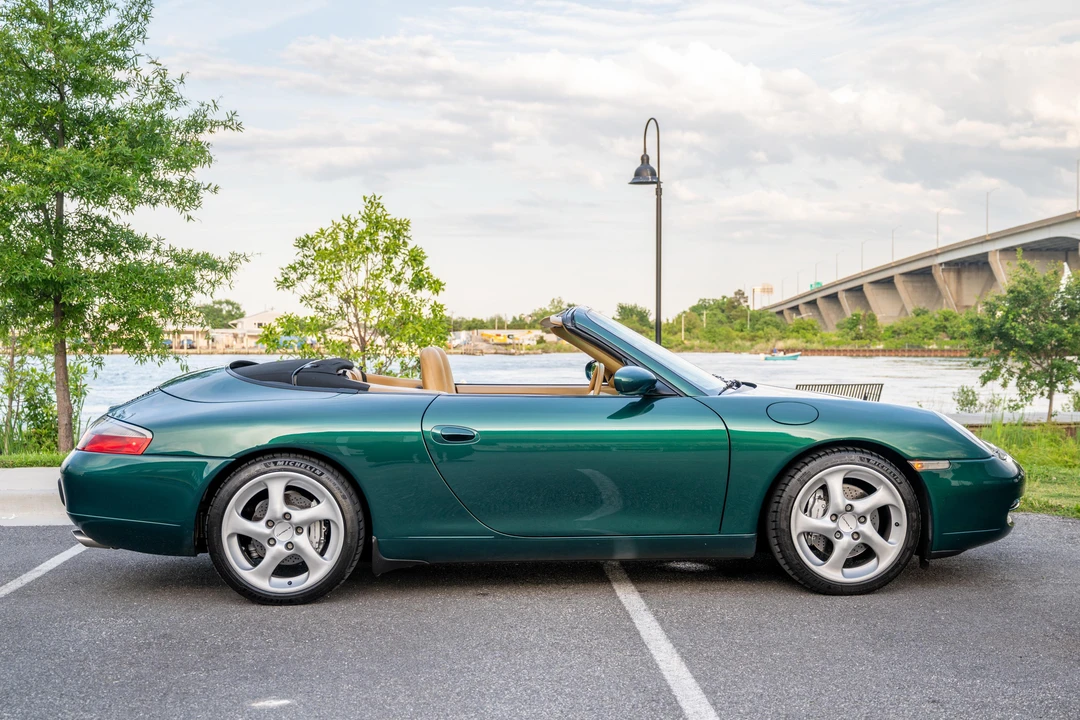 2000 Porsche 996 Carrera 4 - Image 11 of 31